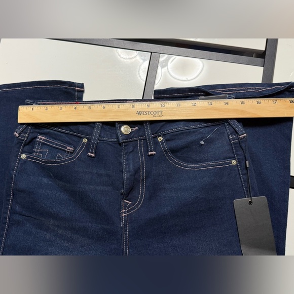 True Religion Women’s Flare Bootcut Jeans Dark Denim $179 Retail - Picture 15 of 16